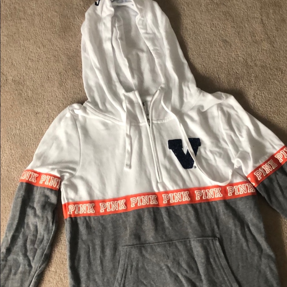 Victoria’s Secret pink uva pullover with hood